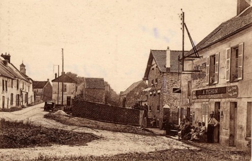 SAINT-DENIS-LES-REBAIS