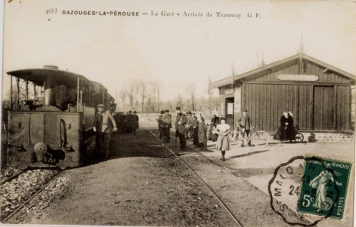 BAZOUGES-LA-PEROUSE