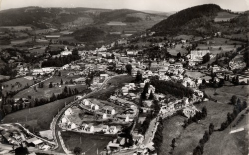 SAINT-JUST-EN-CHEVALET*