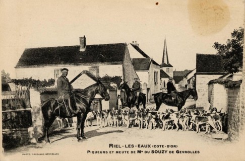 RIEL-LES-EAUX