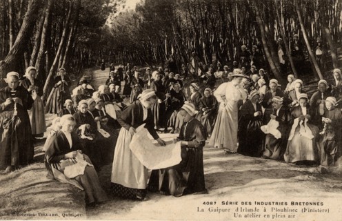 PLOUHINEC