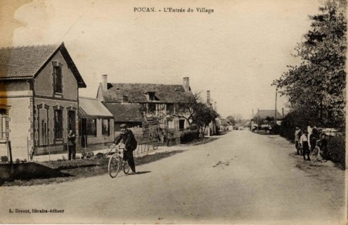 POUAN-LES-VALLEES