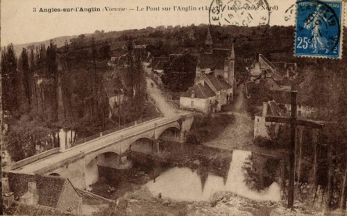 ANGLES-SUR-L_ANGLIN