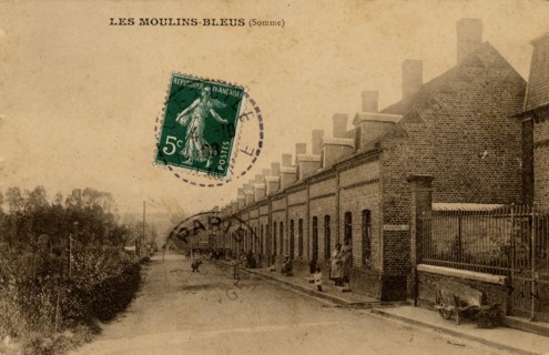 MOULINS-BLEUS