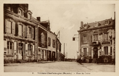 VILLIERS-CHARLEMAGNE