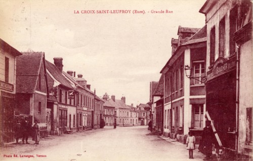 CROIX-SAINT-LEUFROY