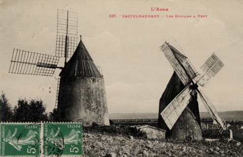 MOULINS
