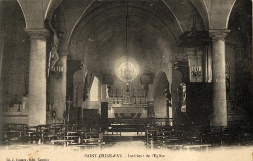 SAINT-JEURE-D'AY. Intérieur de l'église.
Département : Ardèche (07). Region: Auvergne-Rhône-Alpes