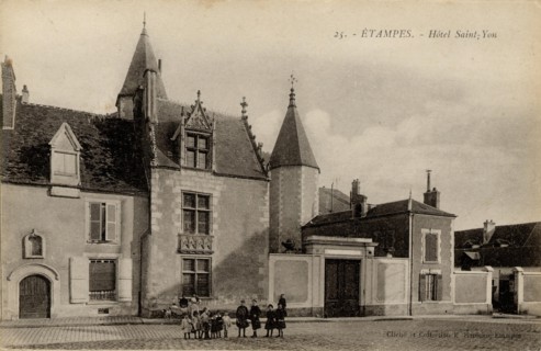 Etampes