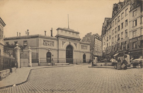 Paris, entrée de l'Ecole Polytechnique