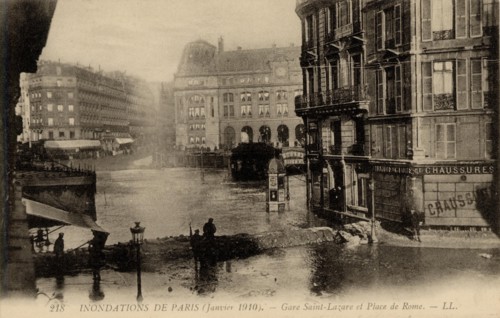 Paris, Gare Saint-Lazare inondée lors de la crue de janvier 1910