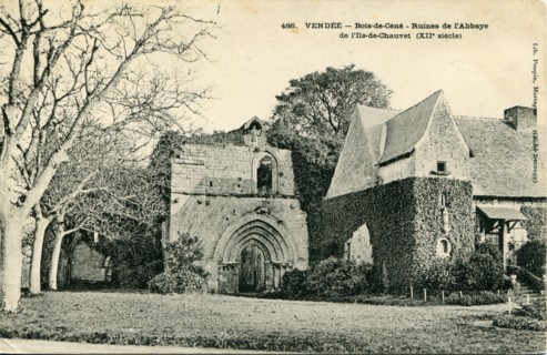 Bois-de-Cène, the Abbaye de l'Ile-de-Chauvet