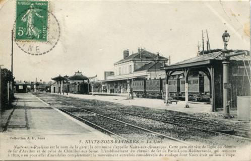 Nuits-sous-Ravières, train station