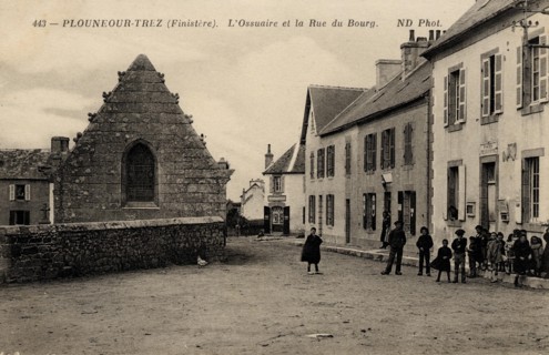 PLOUNEOUR-TREZ