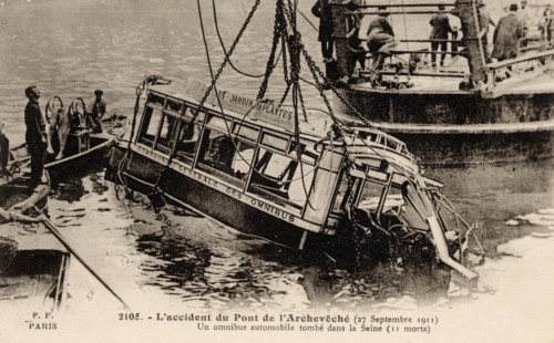 Accident du Pont de l'Archevêché à Paris, le 27 septembre 1911