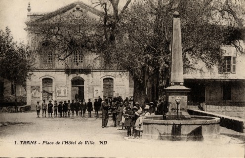 TRANS-EN-PROVENCE