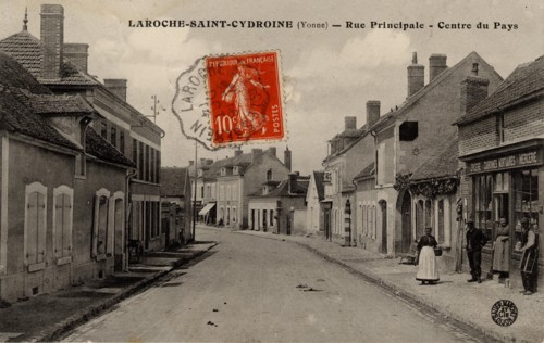 LAROCHE-SAINT-CYDROINE