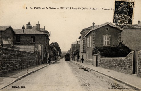 NEUVILLE-SUR-SAONE