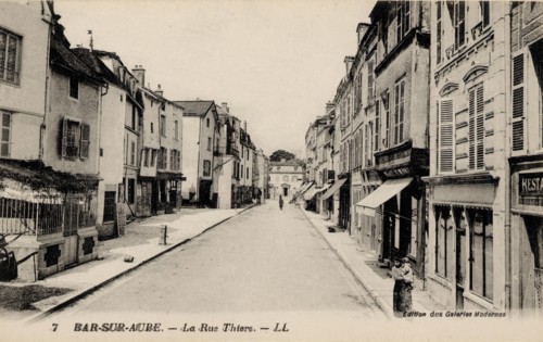 BAR-SUR-AUBE