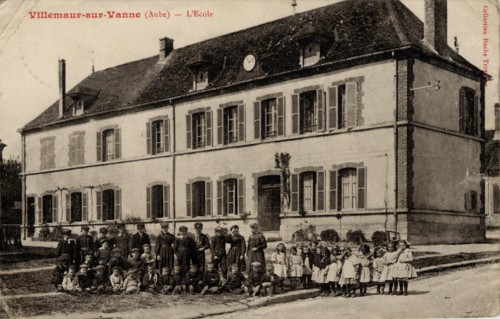 VILLEMAUR-SUR-VANNE