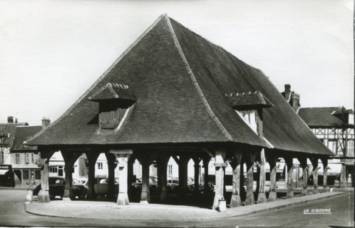 Lyons-La-Foret
