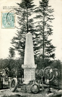 Bosc-Le-Hard, le Monument aux Morts