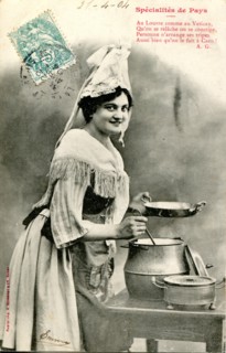 Femme servant les tripes à la mode de Caen