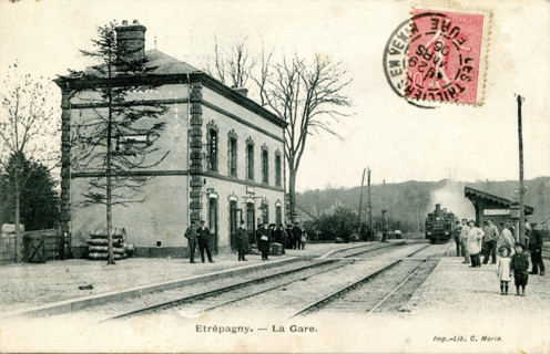 Etrépagny, train station