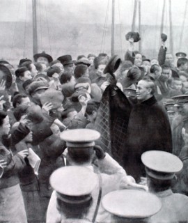Entrée à Hankéou du général en chef sudiste Tchang Kaï-chek en janvier 1927