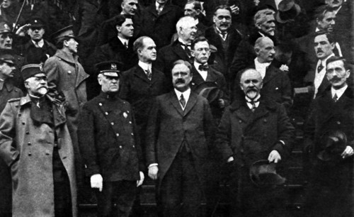 Première Guerre Mondiale. New York. Réception à l'hôtel de ville d'une mission serbe (1918)