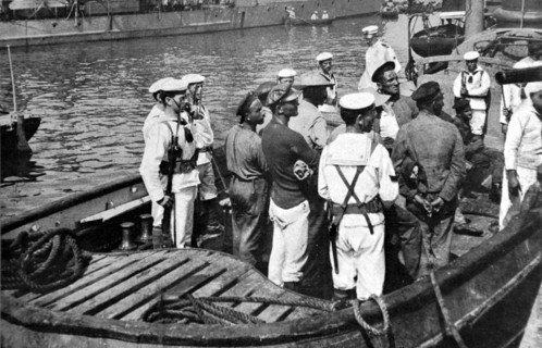 The French destroyer "Bisson" returning to Brindisi (Italy, 1915)