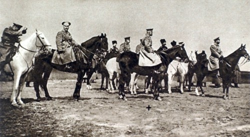 Première Guerre Mondiale. Sur le front de Galicie, le tsar Nicolas II et le général Broussiloff (1916)