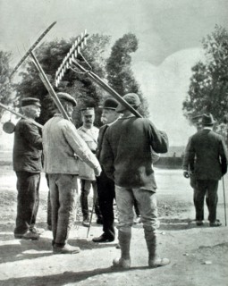 French President Clemenceau talking with farmers, 1918
