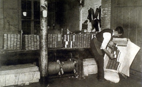Première Guerre Mondiale. L'Amérique envoie des bibles à ses soldats (1918)