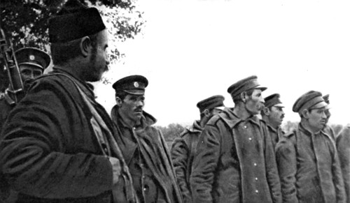 Bulgarian soldiers captured by the Serbs in Radovich (1915)