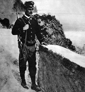 Première Guerre Mondiale. Les premiers soldats italiens mobilisés à la frontière