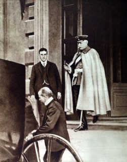 World War I. Prince von Bülow leaving the German embassy in Rome (1915)