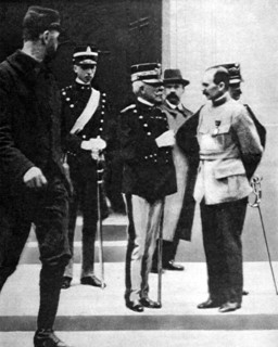 Première Guerre Mondiale. A la gare de Calais, les ministres anglais et français