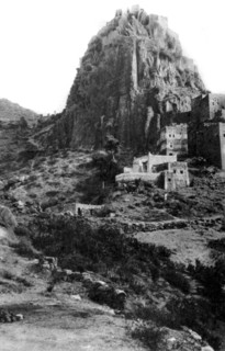 Yemen. La forteresse d'El Hadjareh sur la route d'Hodeida à Sanaa (1930)