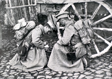 World War I. Reinforcements for the Portuguese task force in France, crossing Lisbon (1917)