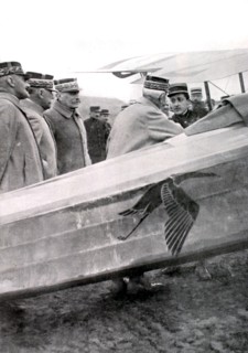 Entretien de l'aviateur Guynemer et du général Lyautey (1917)