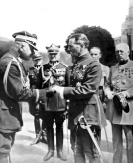 in Warsaw, French General Gouraud being saluted by Polish generals (1925)