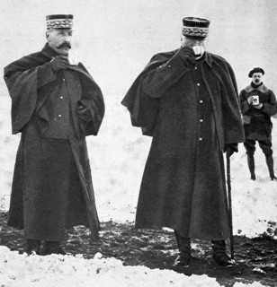 World War I. Generals Joffre and Dubail sipping coffee with mountain infantrymen in the course of a tour along the new border of Alsace (1915)