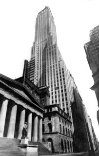 New York, Manhattan Bank seen from the corner of Wall Street and Nassau Street (1930)