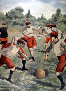 A new sport in the army: football (1902)