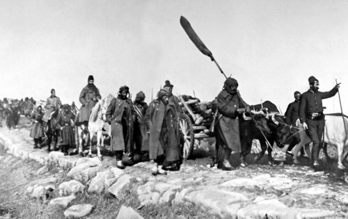 Guerre des Balkans. 
Retraite de l'armée turque vaincue, en 1912