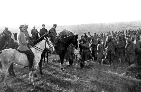 World War I.
Defences of Salonic inspected by General Sarrail (1916)