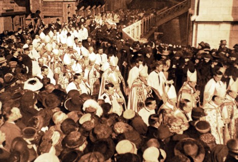Paris. Consecration of the Sacré-Coeur basilica (1919)
