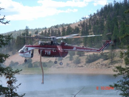 Hélicoptère anti-feu