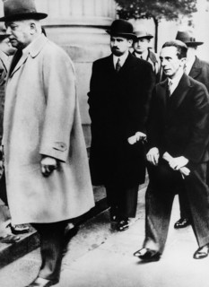 1933 / Republique de Weimar / 1933 / 14e session de la Société des Nations à Genève / von Neurath et Goebbels
